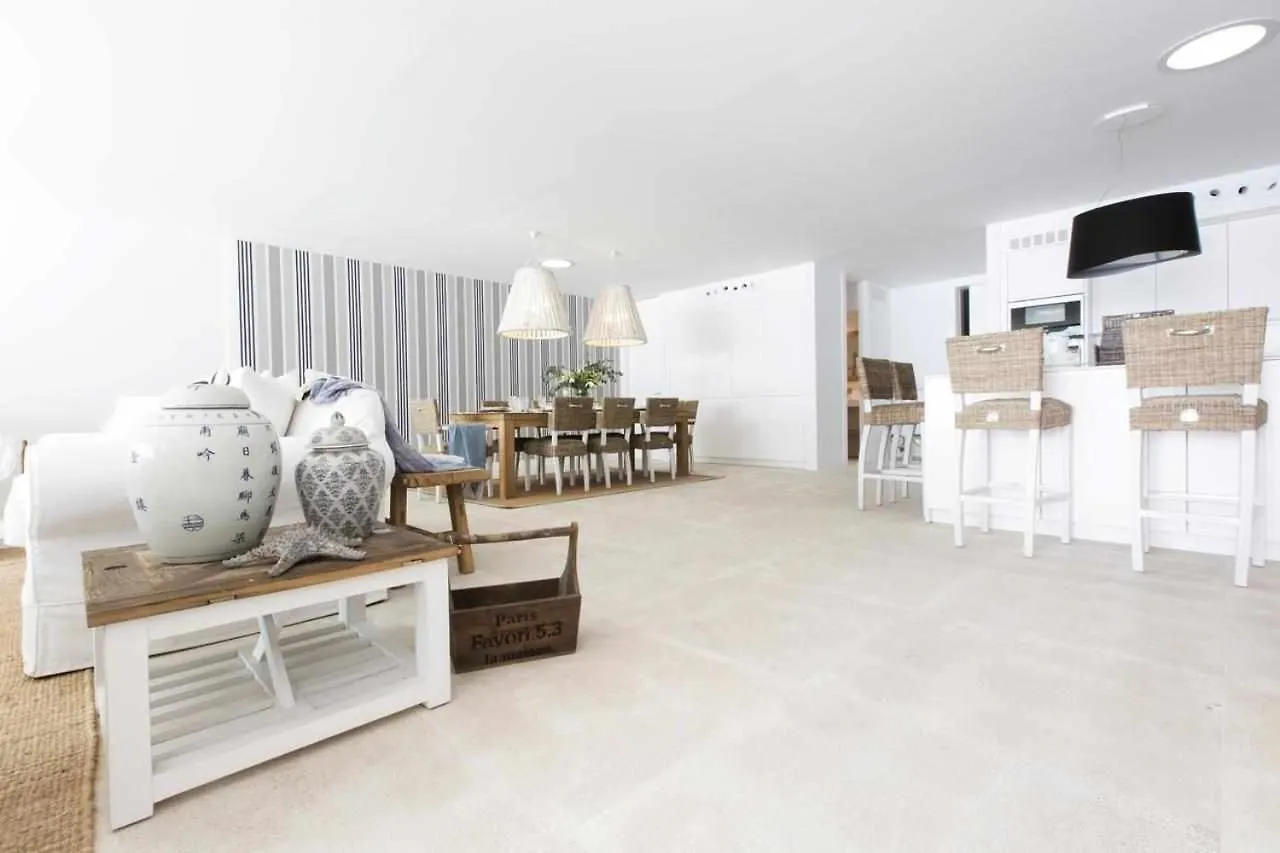 Beachfront Es Turo Colonia de Sant Jordi Spanien